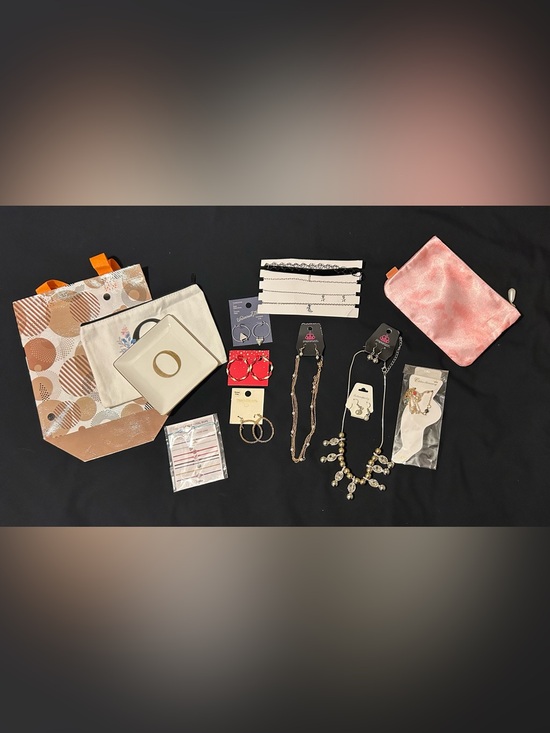 paparazzi Jewelry - Paparazzi and A Variety of Brands featuring jewelry